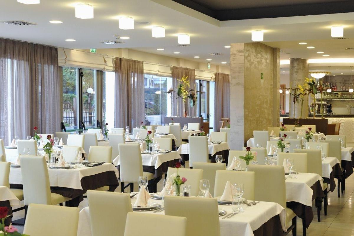 Hotel Lido Bibione Beach Exterior foto